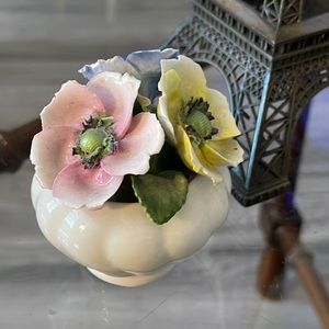 Radnor Bone China Beautiful Bouquet of Flowers Hand Made in England